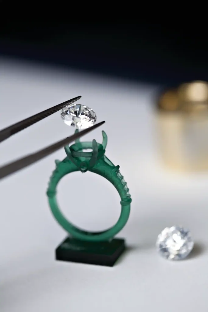 4 prong setting setting to match your stone size